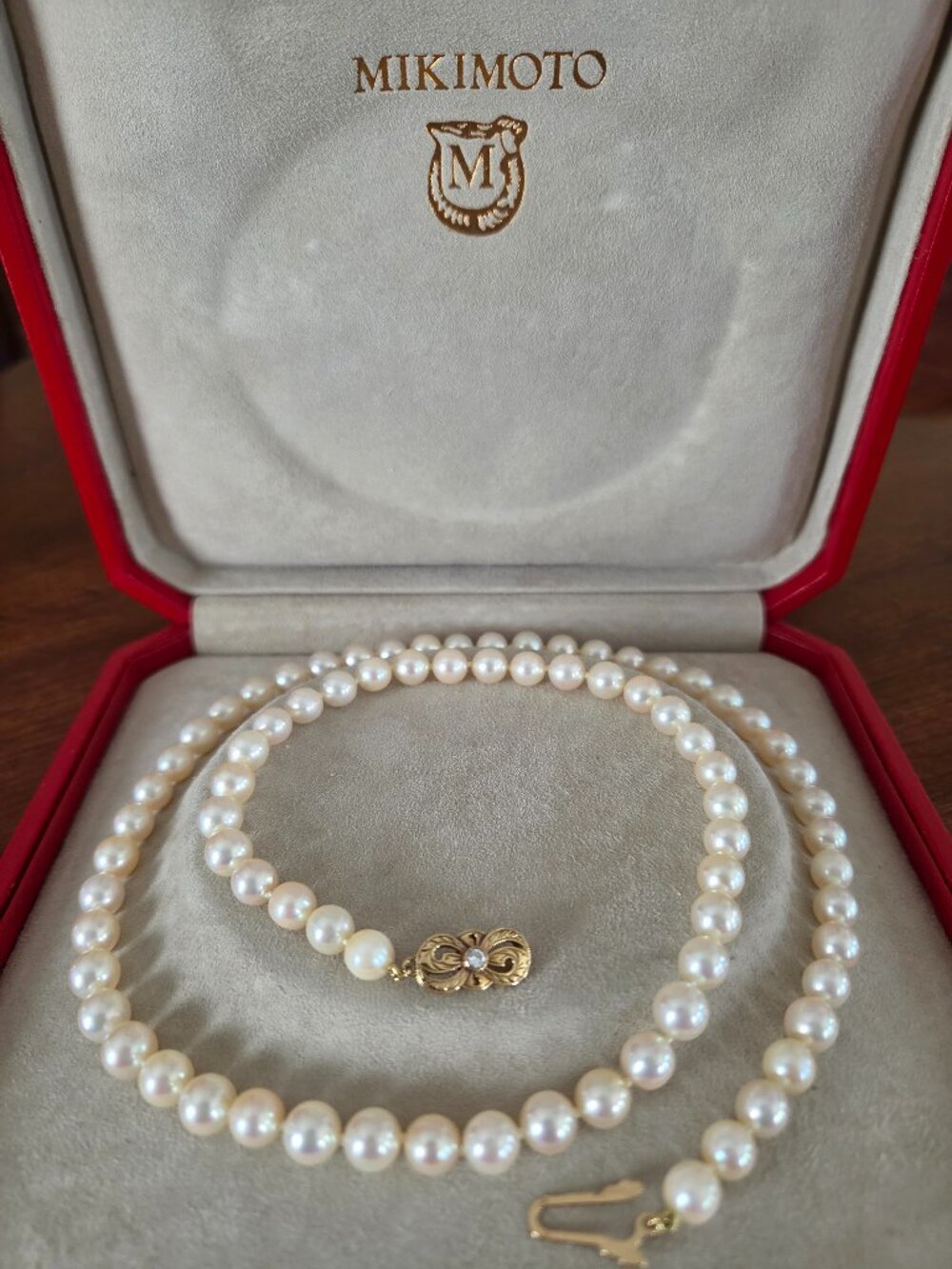 Mikimoto Pearl Necklace Strand 24" 18k Gold 7mm - 7.5 mm Diamond Clasp in Box